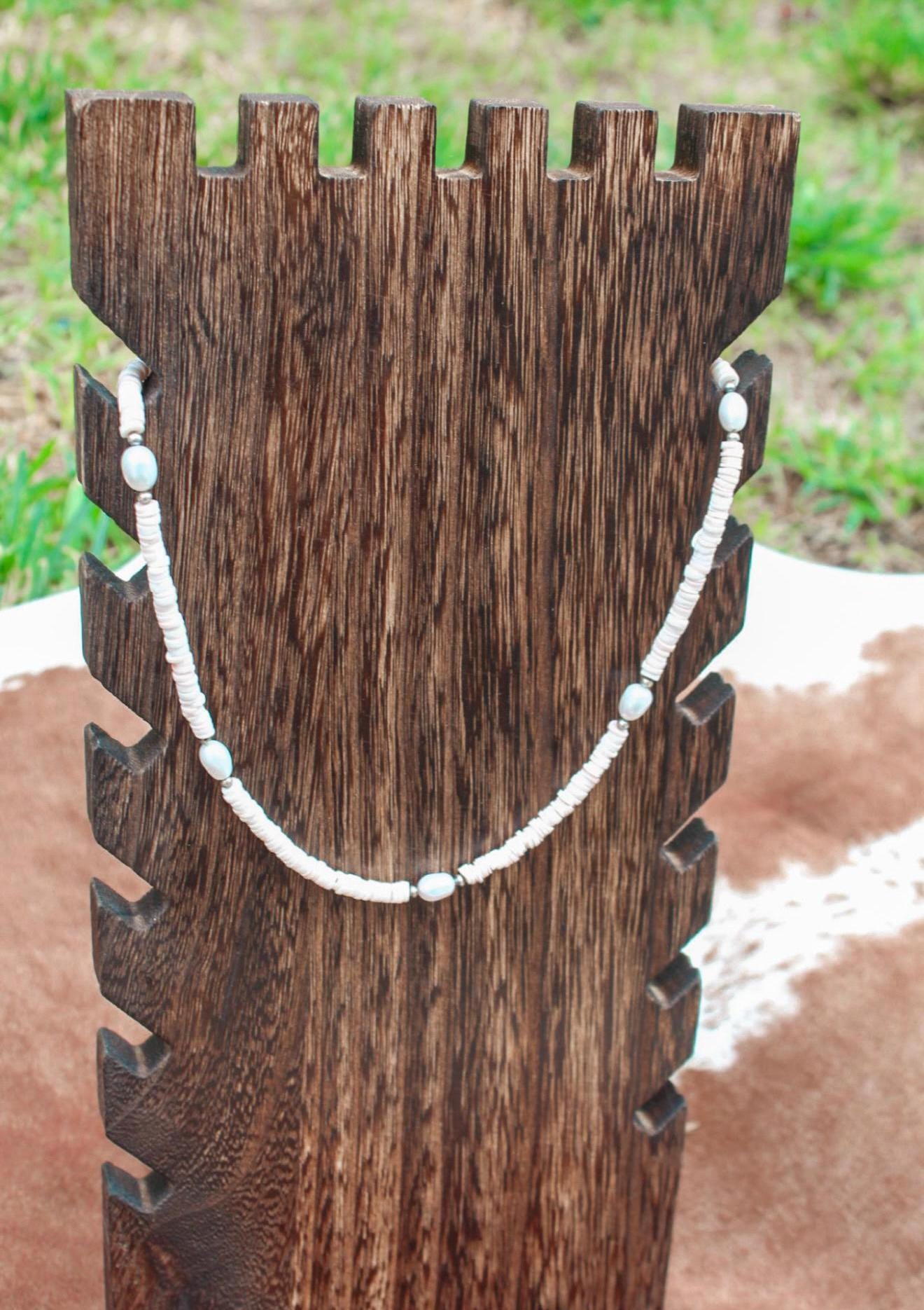 Pink Shell and White Pearl Necklace